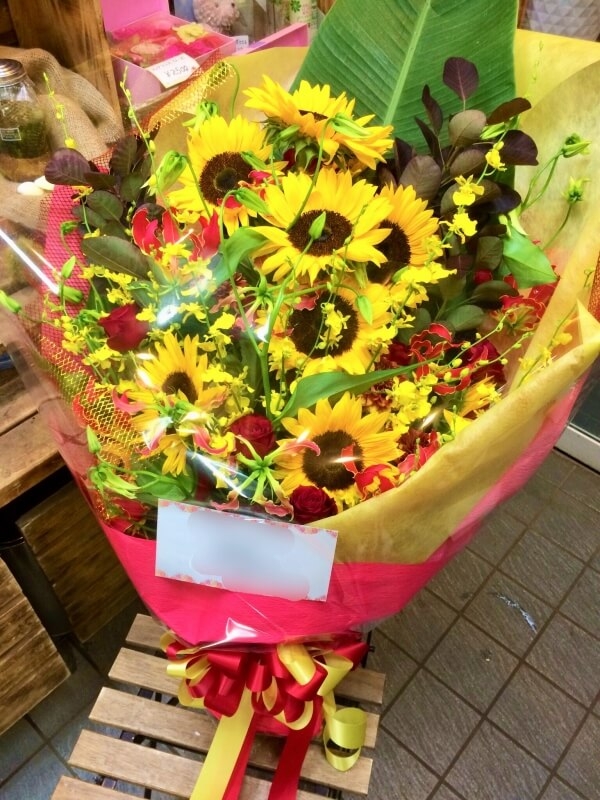 豪華で立派な感じで　