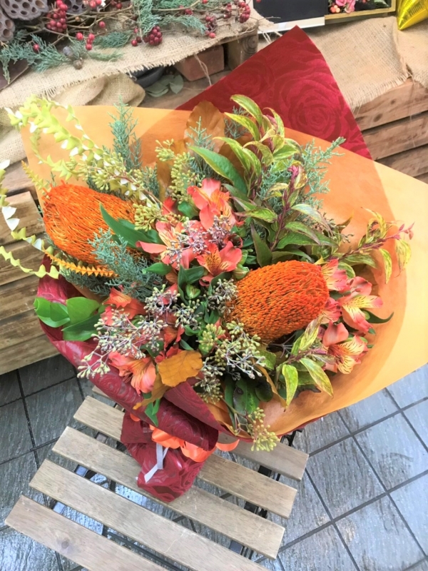 オレンジ系で知的に　