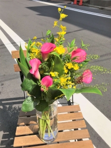 法人様。受付のスペースに