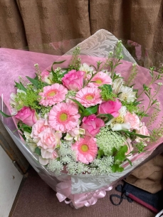 ピンクでボリューミーに　