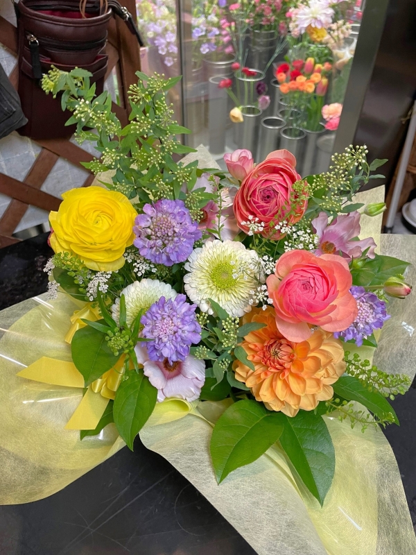 春の花でナチュラル系に