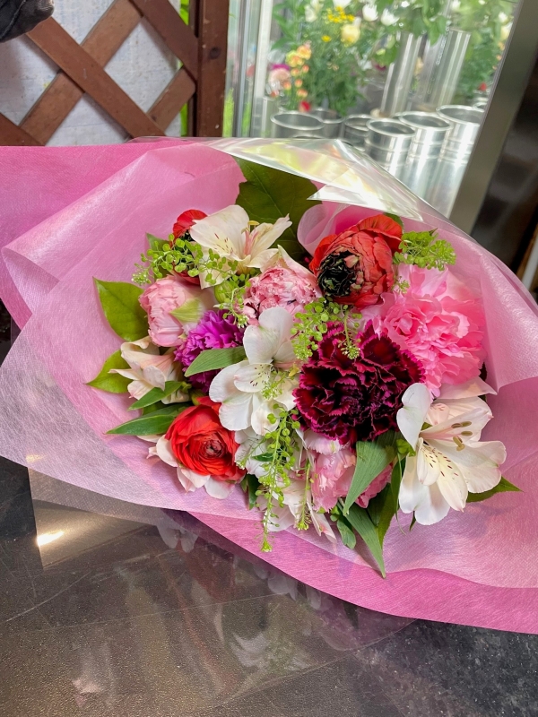 シックで明るい雰囲気　