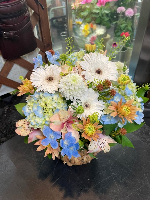 白と青でアレンジ