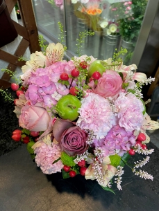 ピンク色でシックに