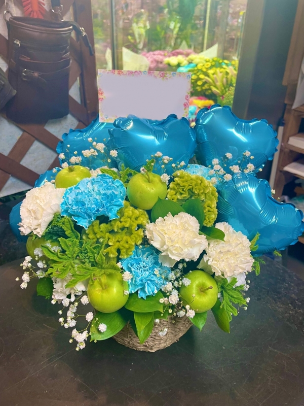 白とグリーンと水色で 1