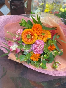 オレンジとピンクで　