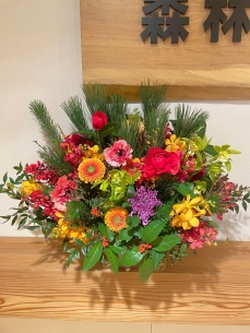 シックで華やかに　装飾花