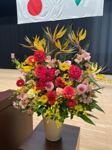 赤と黄色で　卒業式に