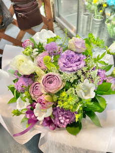 ラベンダー色でナチュラルに